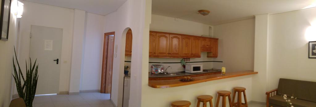 Apartamentos Martell ปลายา เด ซานเตียโก ภายนอก รูปภาพ